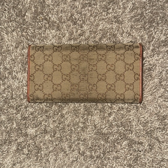 GUCCI trifold wallet, decent condition, 7.5” x 4” - Picture 3 of 4